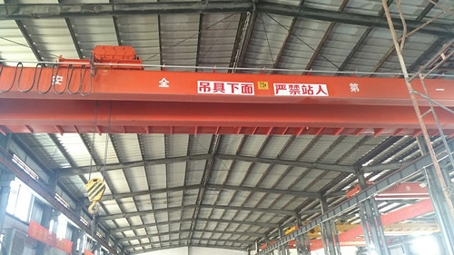 起重機對現代物流工作的重要性